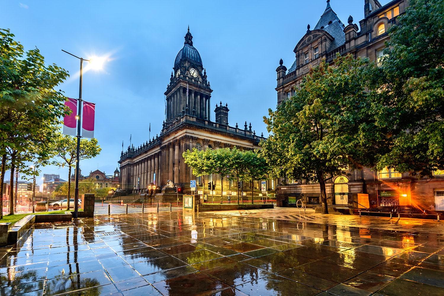 202/203, Leeds to Huddersfield