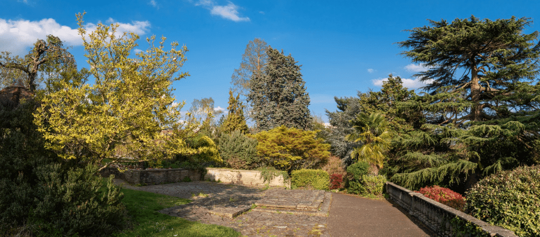 Churchill Gardens, Bromley