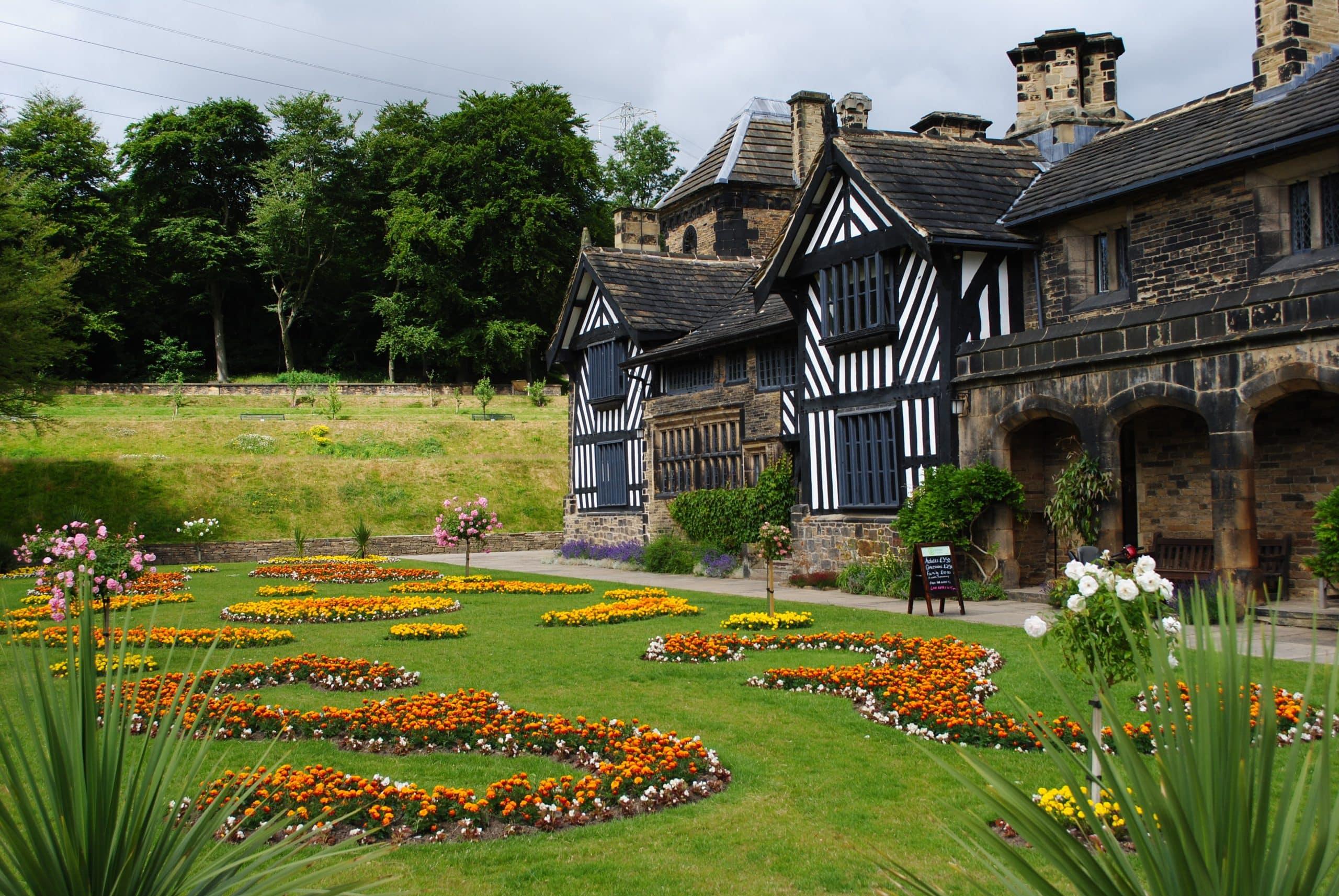 591, Halifax to Burnley