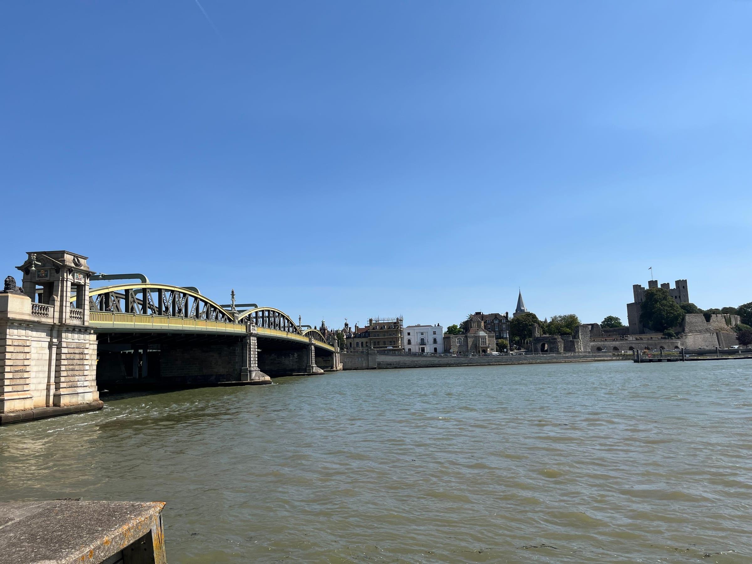 Strood Esplanade, Strood