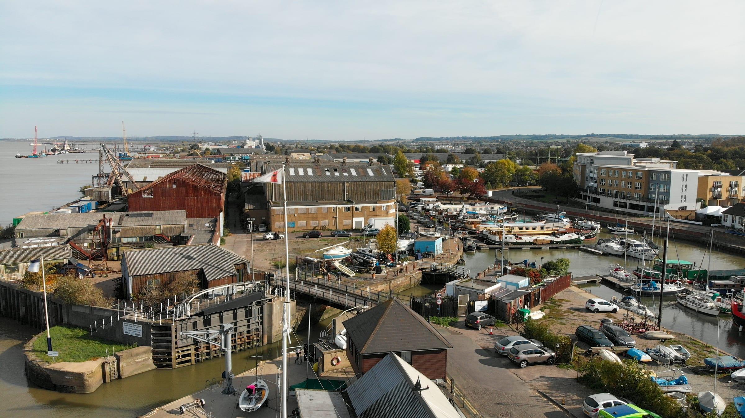 190 Gravesend – Strood – Rochester – Chatham