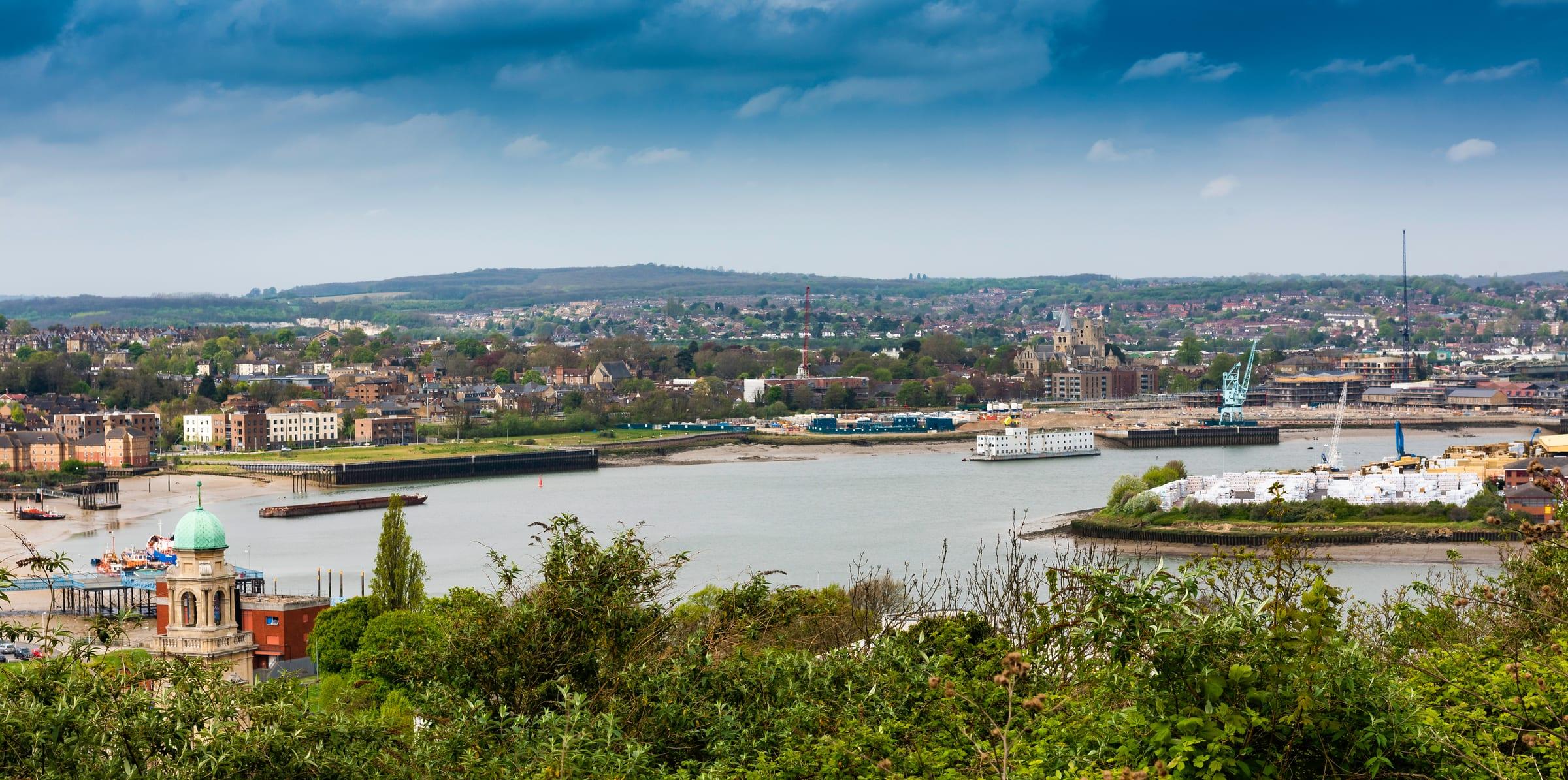 197 Chatham – Rochester – Strood – Lower Upnor – Lodge Hill