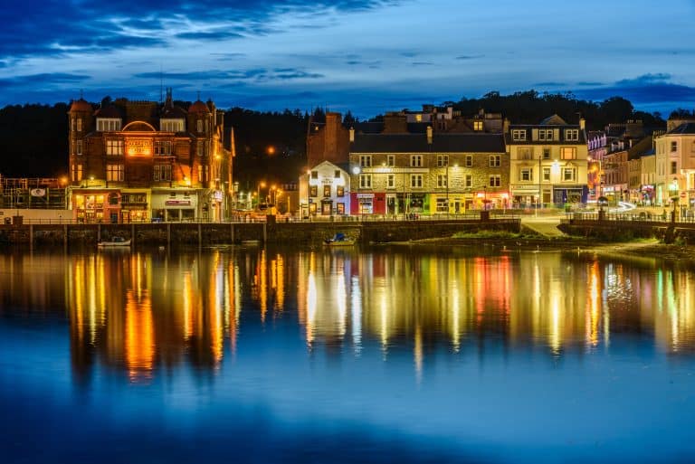Whisk yourself to Oban for an unforgettable trip with Scottish Citylink